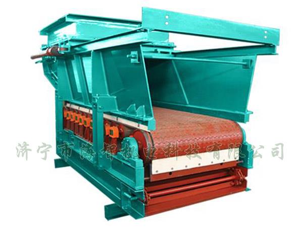 帶式（甲帶）給料機(jī)具有運(yùn)行平穩(wěn)、節(jié)能、環(huán)保等優(yōu)點(diǎn)