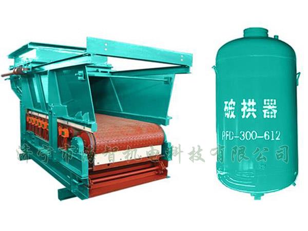 防止在給料機(jī)距離倉口較高的時候，連接段內(nèi)的物料壓實粘結(jié)成拱或粘壁